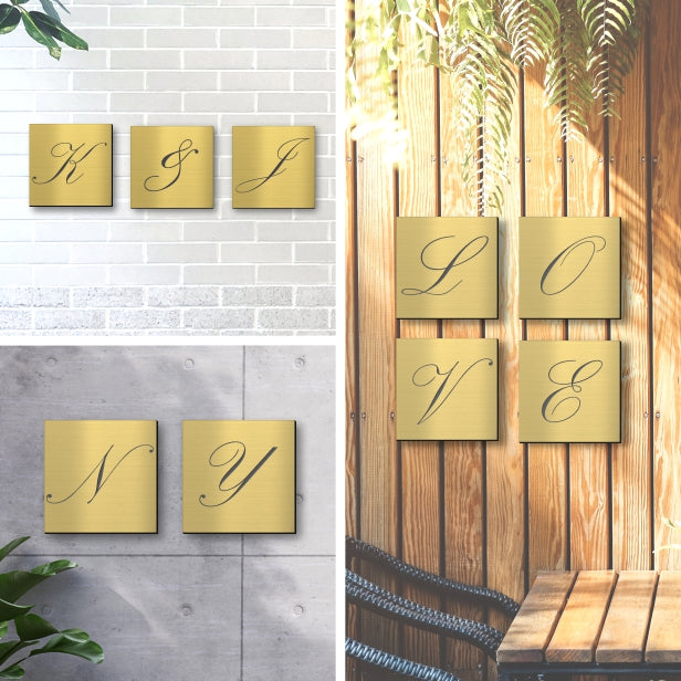 アートパネル art panel【N】モダン おしゃれ 壁掛け イニシャル アルファベット アートボード 金属風 インテリア 真鍮風 ゴールド 軽くて丈夫 アクリル製 正方形 筆記体 ピンフック対応 簡単取付 日本製 (配送4)