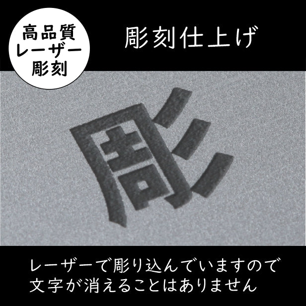 サインプレート (新型コロナウイルス感染対策実施中) ステンレス調 シルバー 新型コロナウイルス対策 感染防止 感染対策 消毒 マスク 換気 軽くて丈夫 銀 屋外対応 水濡れOK 日本製 シール式 (配送2)