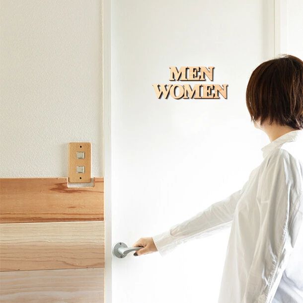 【店舗用BIGサイズ】【3色】 大きな木製切文字サイン [MEN WOMEN] 【国産ヒノキ材】 トイレマーク おしゃれ シール ステッカー ピクトグラム トイレ プレート かわいい 切り文字 表示プレート サインプレート レストルーム 施設 御手洗い 英語 あいち認証材 (配送2)