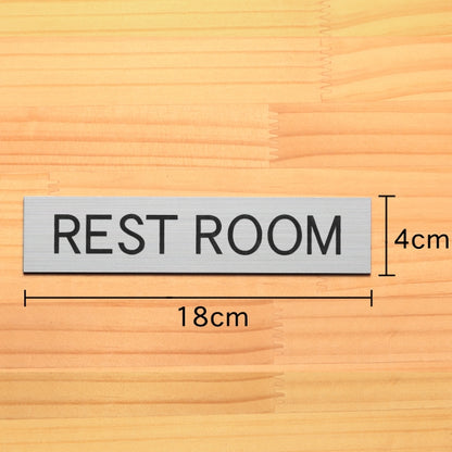 ドアプレート (REST ROOM) シルバー ステンレス調 レストルーム お手洗い 化粧室 トイレ おしゃれ シンプル トイレサイン サインプレート ドア 室名 表示 プレート ホテル 会社 自宅 病院 お店 店舗 銀 シール式 アクリル製 日本製 屋外対応 (配送2)
